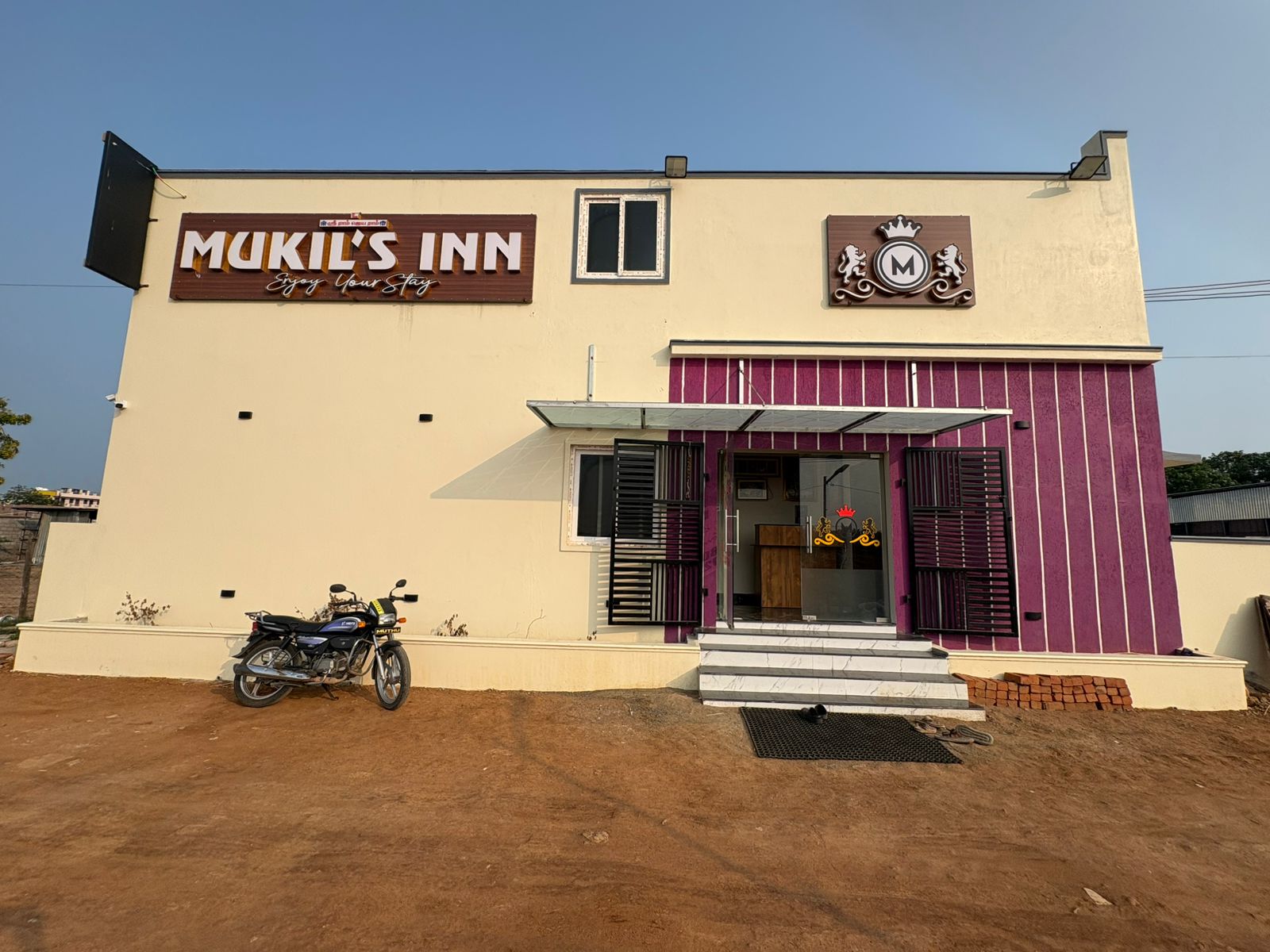 Mukil's Inn