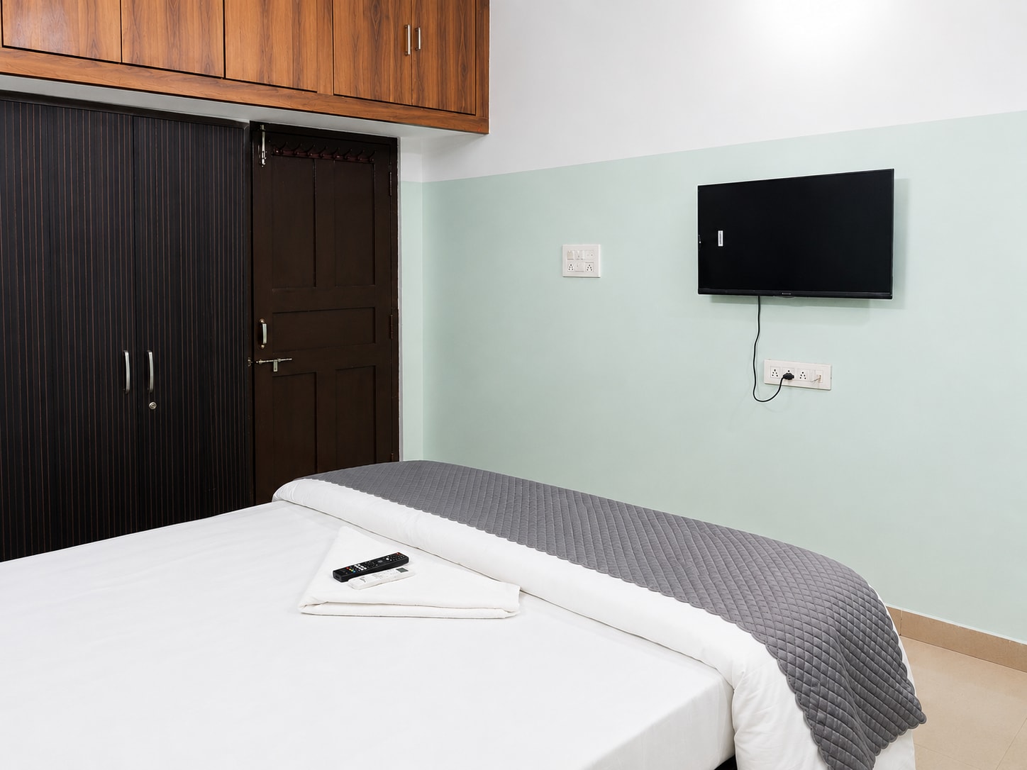 Aarsh Elite Inn