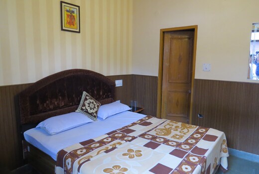 Hotel Kailash Inn