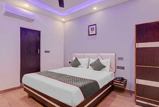 Super Townhouse Riddhi Residency