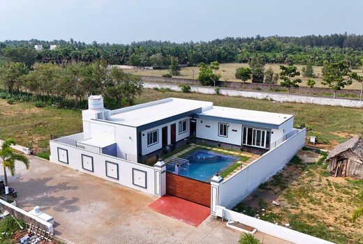 Oceans 6 Beach House