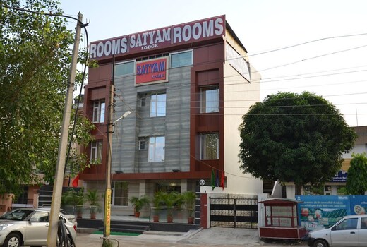 Hotel satyam @Jammu Tawi Railway station