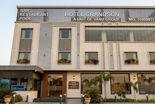 Vanu Group of Hotels Hotel Grandson