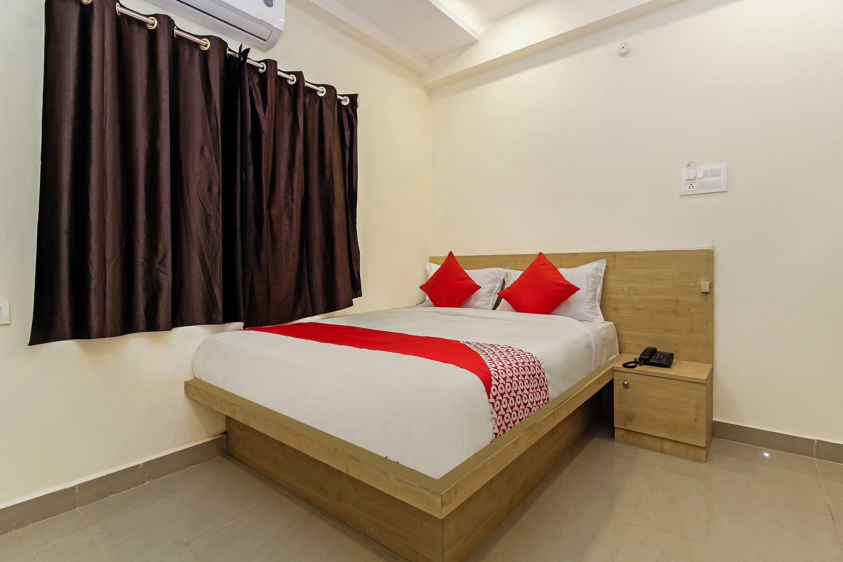 Hotel O HYVIN Suites