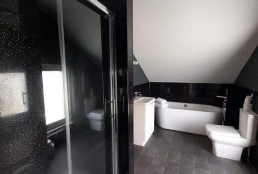 OYO Ivy Hotel