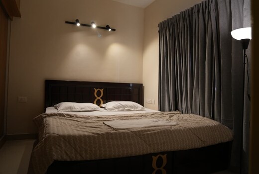 Snooze Living Brooklyn | E- City 3KM to Infosys