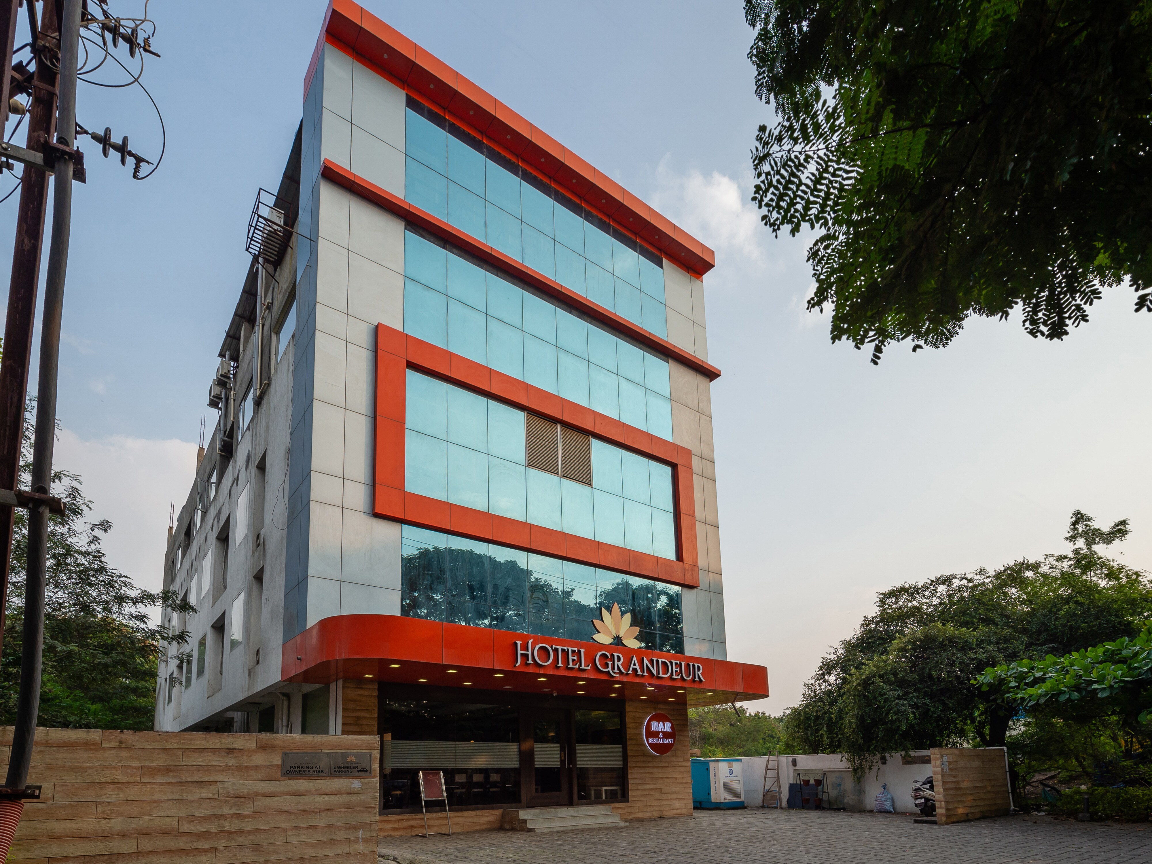 Hotel Grandeur Near Chakan MIDC