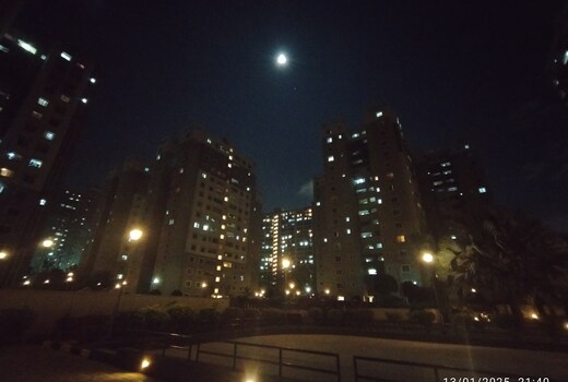 Premium Furnished Apartment 3bhk 1800 sq ft