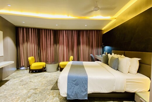 Hotel The Grey Circle vijay nagar