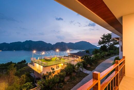 Phi Phi Mountain Beach Resort
