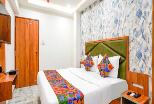 HOTEL NOBEL INN