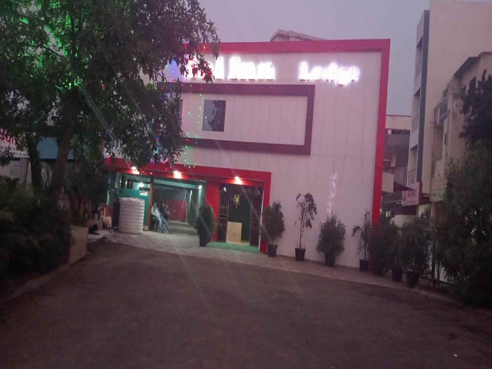 Sai Inn Lodge