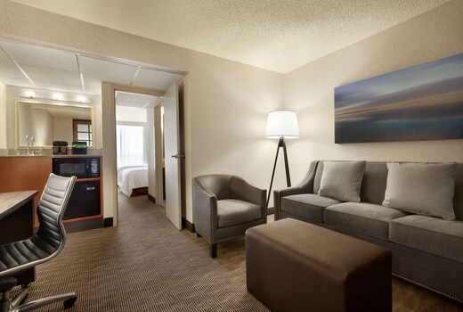 Embassy Suites Oklahoma City Will Rogers Airport