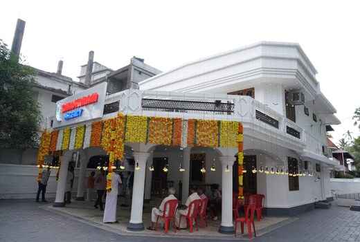 Sarovaram Inn