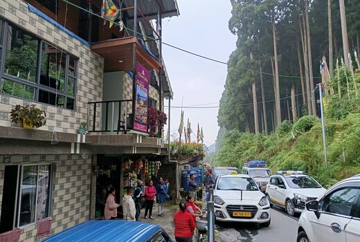 Karma Stay -Lamahatta (Darjeeling)