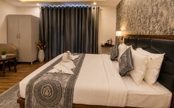 Hotel Palm View by JMD Group