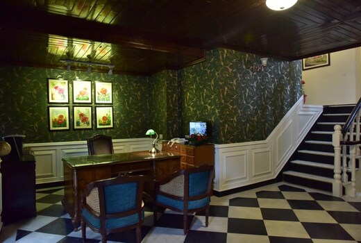 The Oaktree House