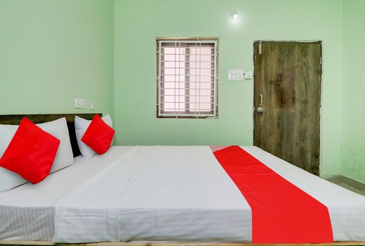 OYO 814449 Hotel V Darshini