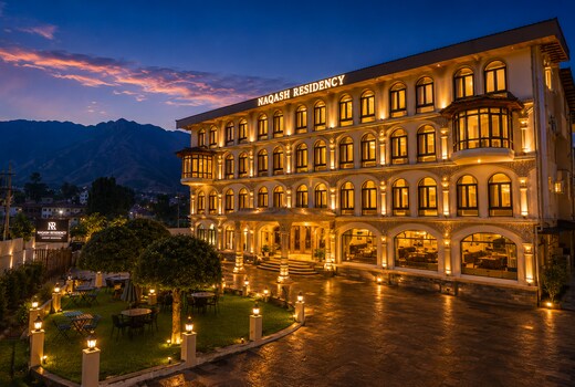 Hotel Naqash Residency