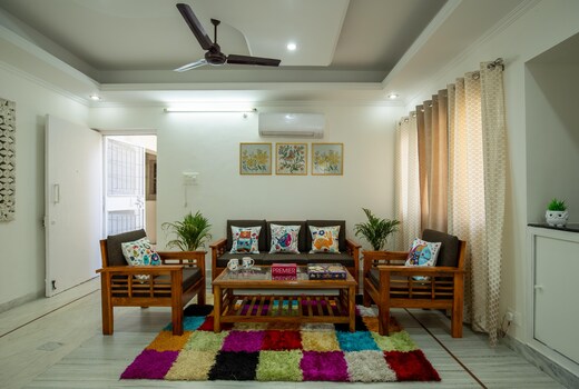 Kuvera Luxe Retreat near Delhi Airport and Spinal Injury Hospital Vasant Kunj