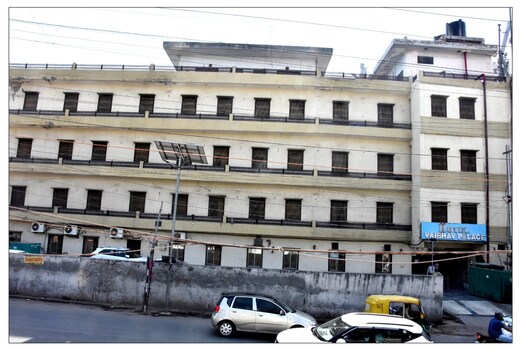 Vaibhav Palace Guest House