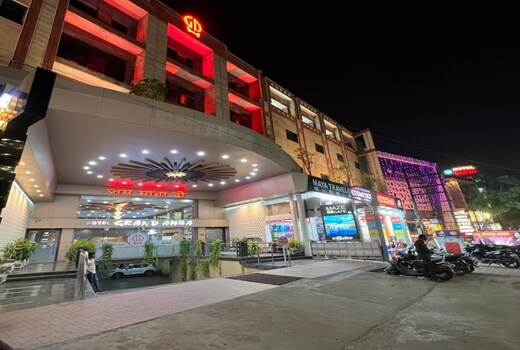 HOTEL GRAND AMBA