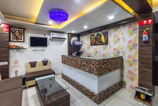 HOTEL JAISHREE PALACE