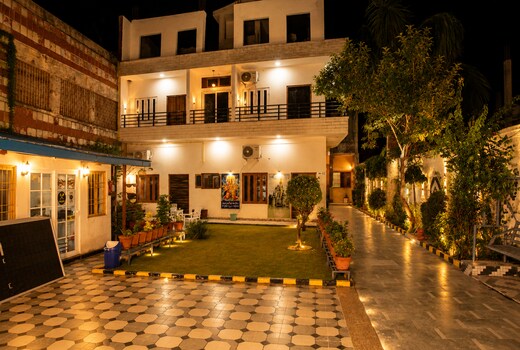 Shri Shiva Homestay