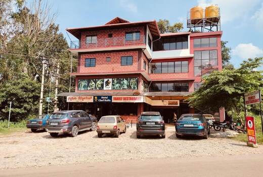 QUERENCIA PRECINCT