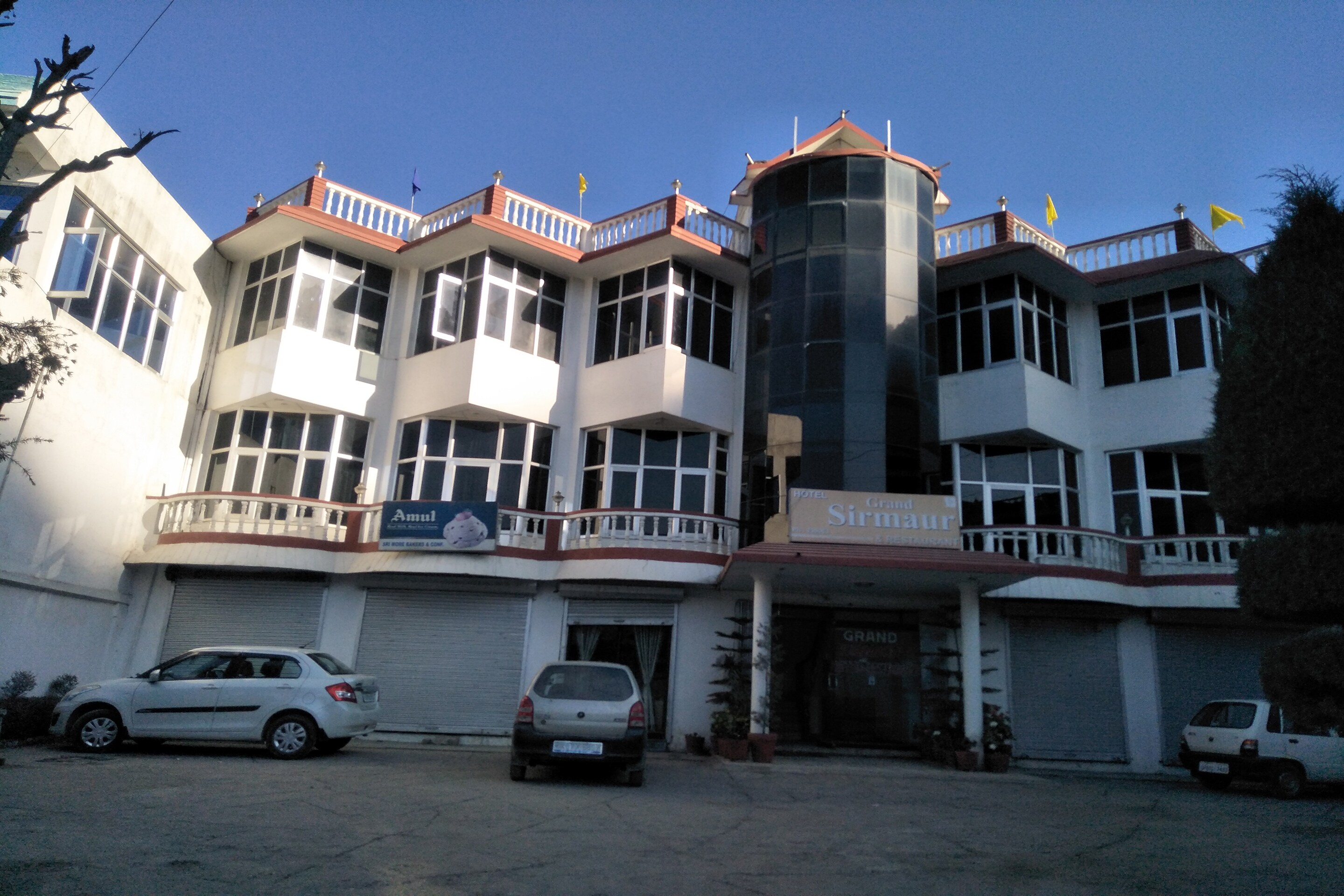 Main gallery
