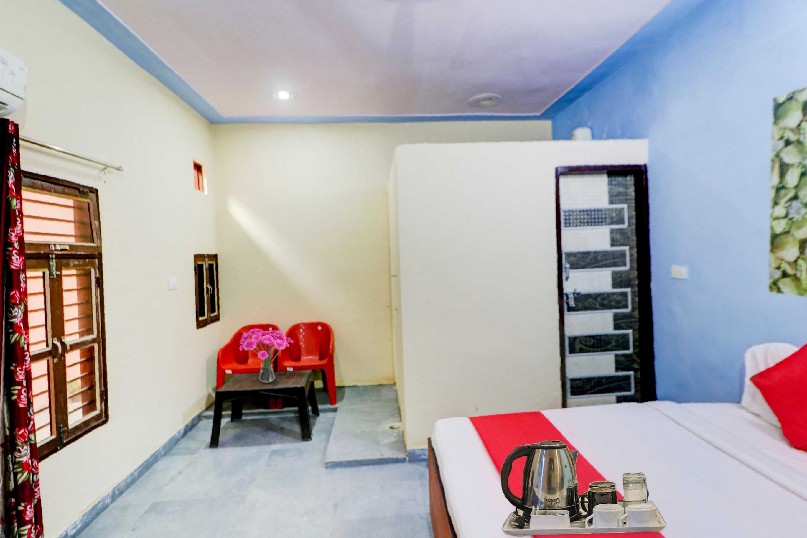 Hotel O Royal Inn