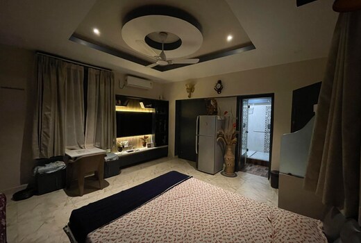 Novelty homestay