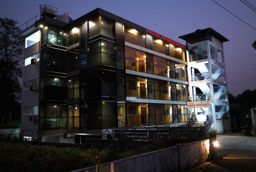 Airport Cochin Grand Residency