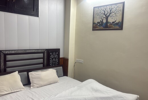Chandan Palace Hotel