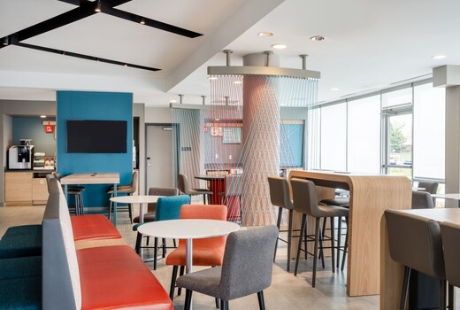 avid hotels TORONTO - VAUGHAN SOUTHWEST