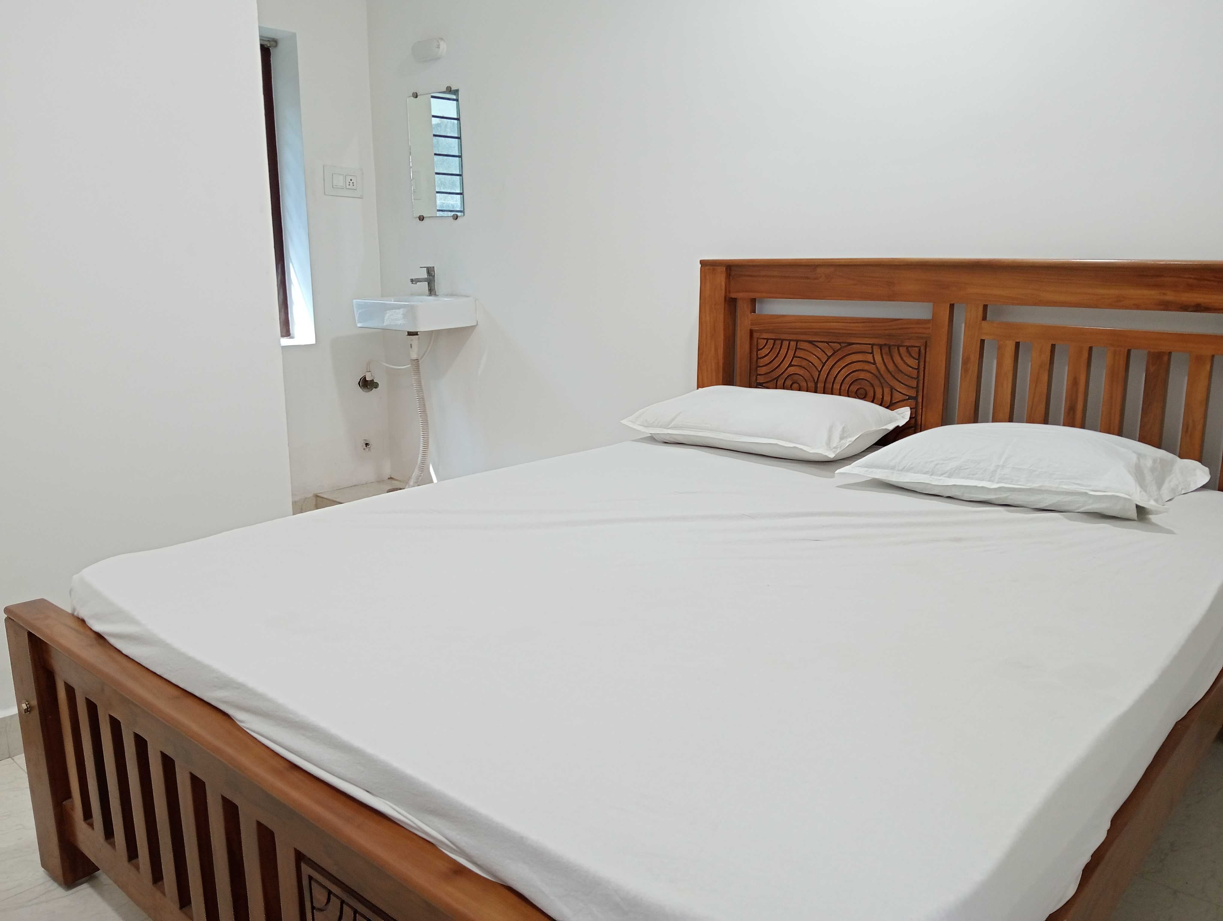 Hotel O CHITRA LODGE