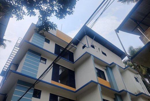 Ambadi Blueberry Hotel