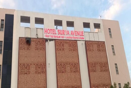 Hotel Surya Avenue