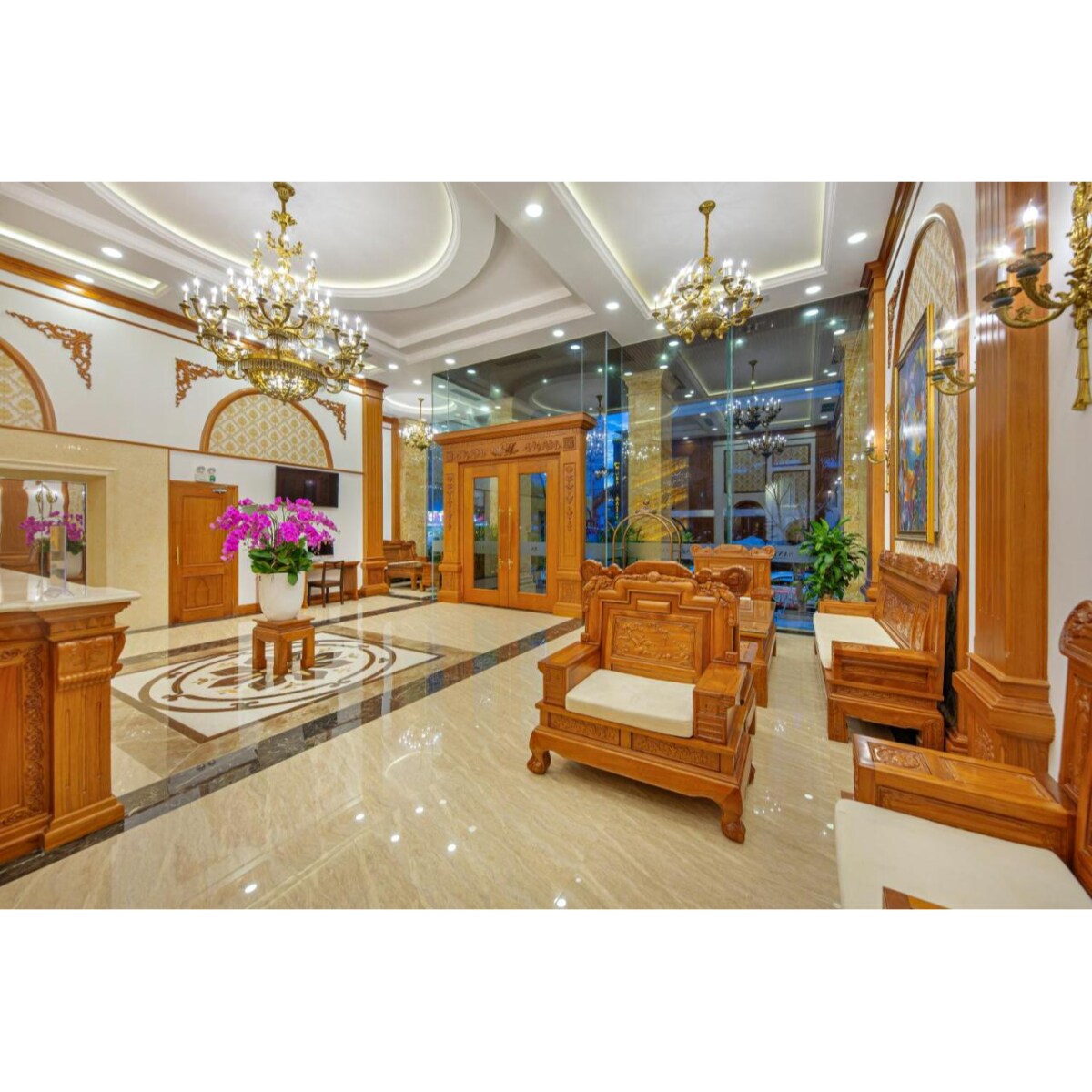 Main gallery
