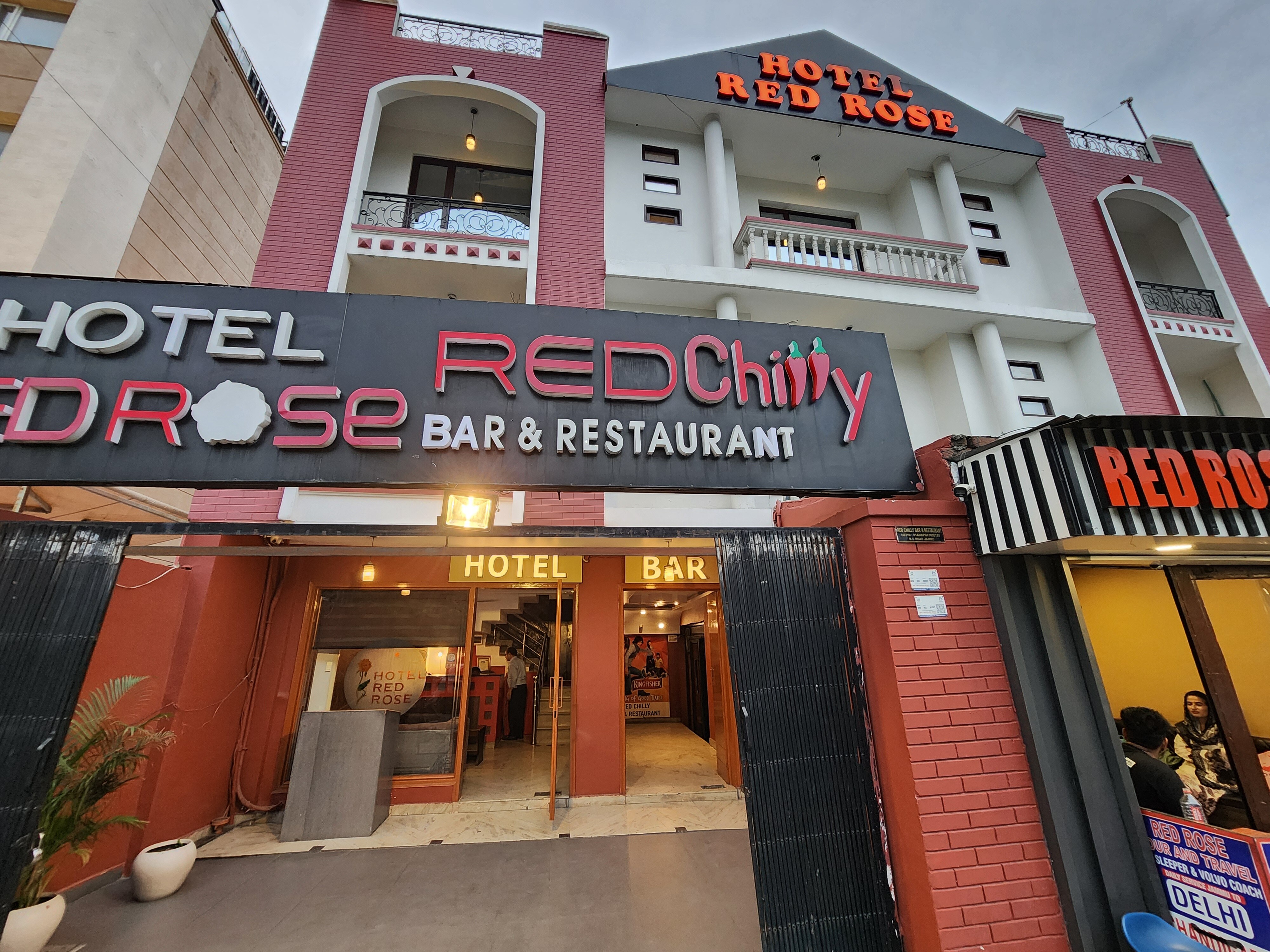 Hotel Red Rose @Bus Stand Jammu