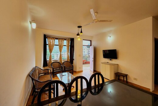 Villa Kartina by the Hillstay