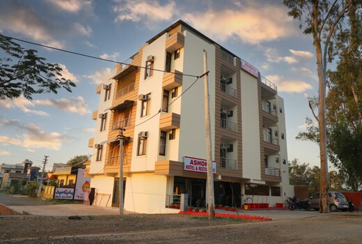 Hotel Ashoka