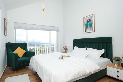 Heaven Dale Entire Two Bedroom Villa