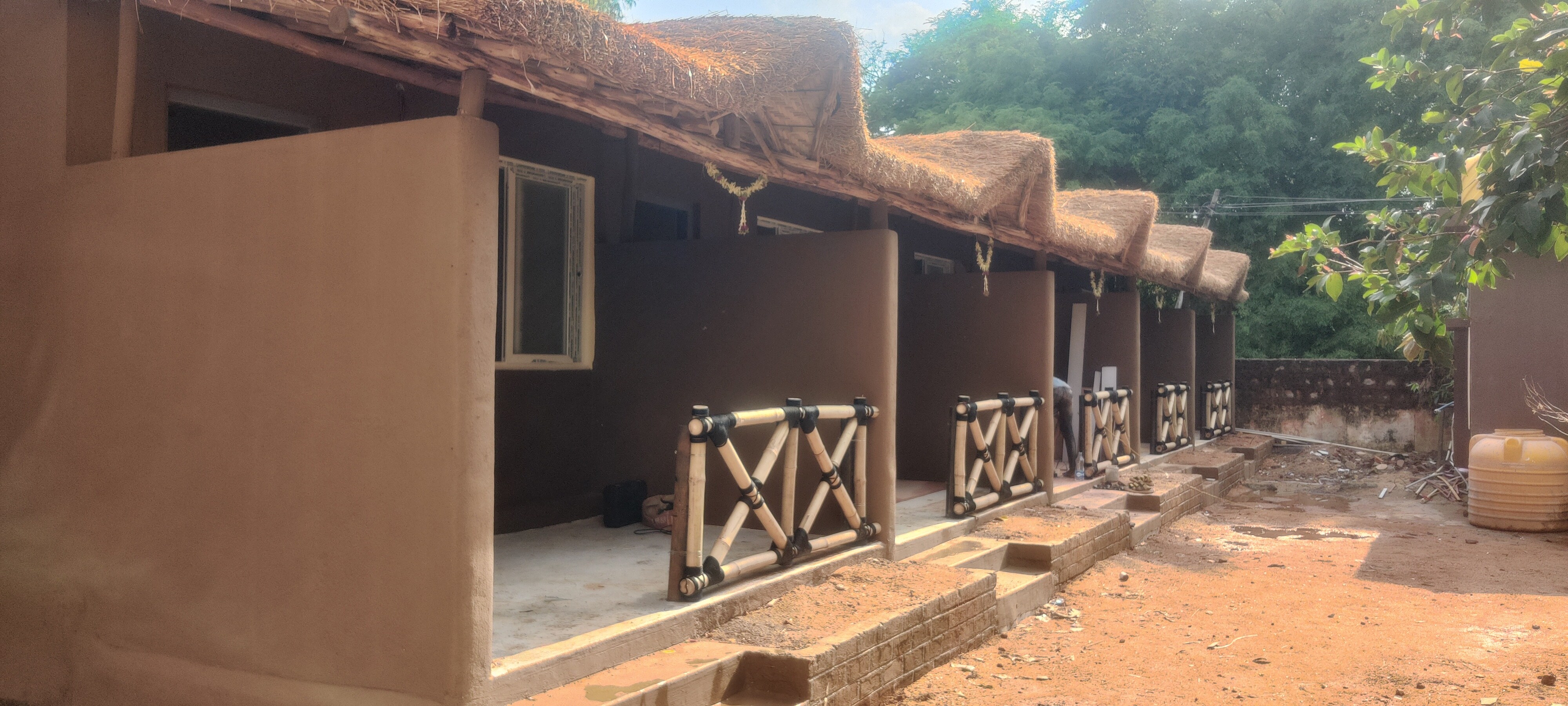 Hasini riverside retreat