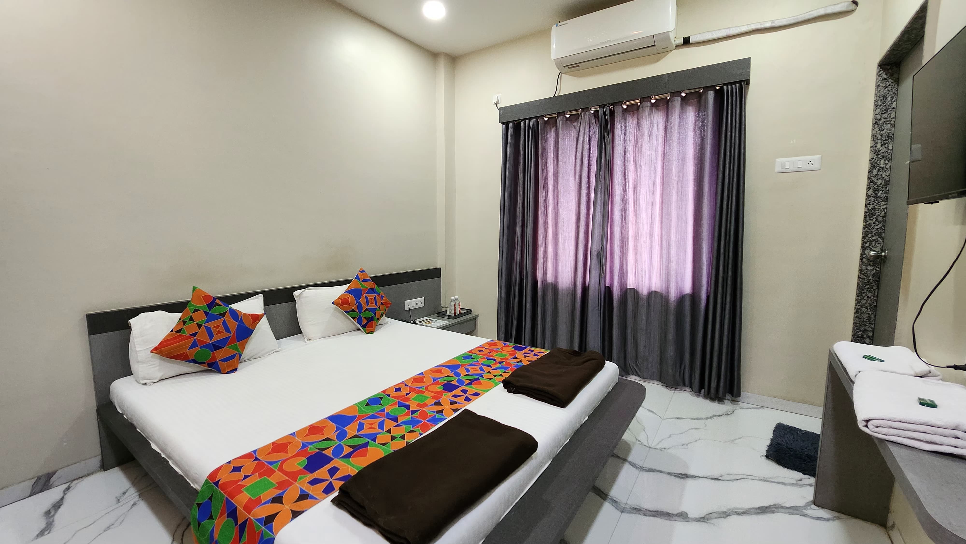HOTEL PRIYA