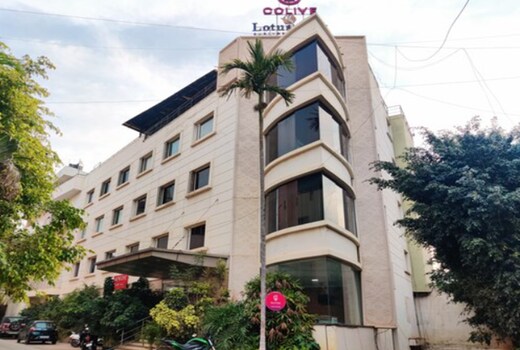 C Suites - Lotus Park