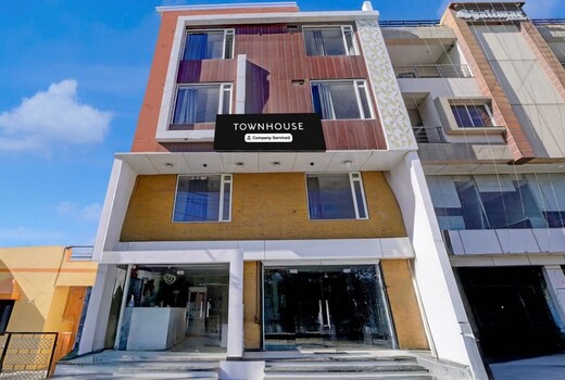 Townhouse Star Square Vijay Nagar Indore