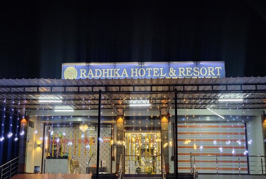Hotel radhika &resort