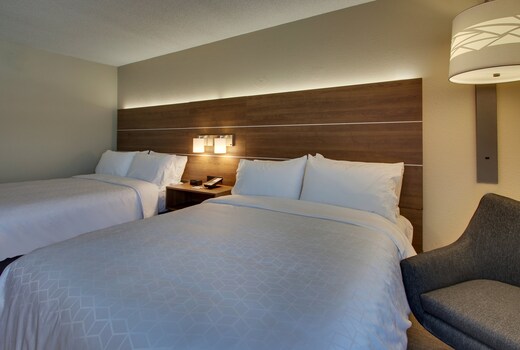 Holiday Inn Express Horse Cave