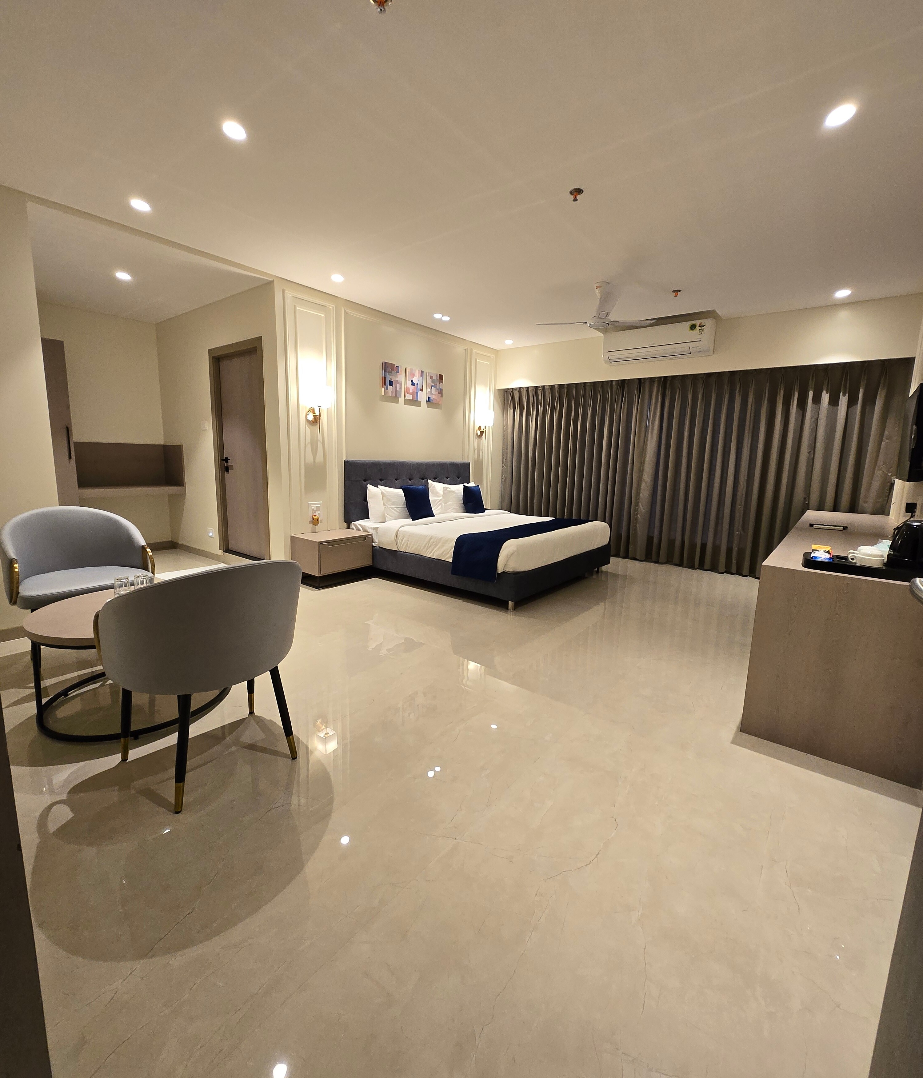 Hotel Western